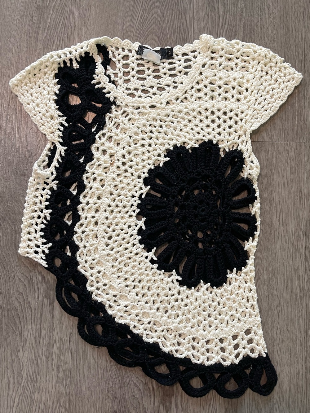 VTG Y2K Miss Kelly 1999 crochet top size medium